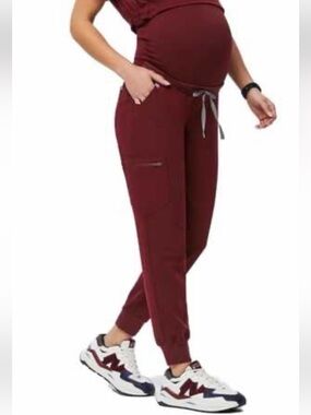 Figs maternity joggers